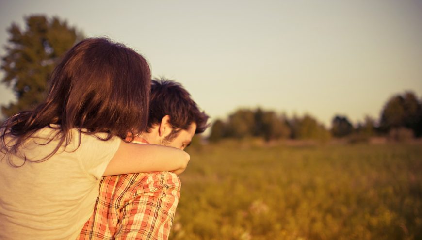 couple-802062_1920